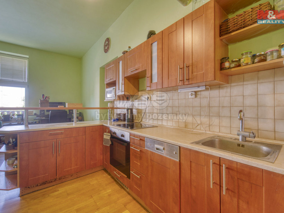 Prodej bytu 2+kk 59 m², Pchery