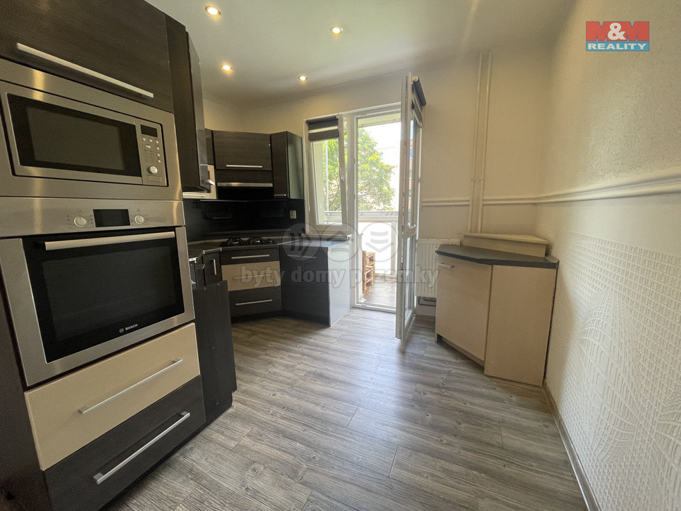 Prodej bytu 3+1 56 m², Karviná