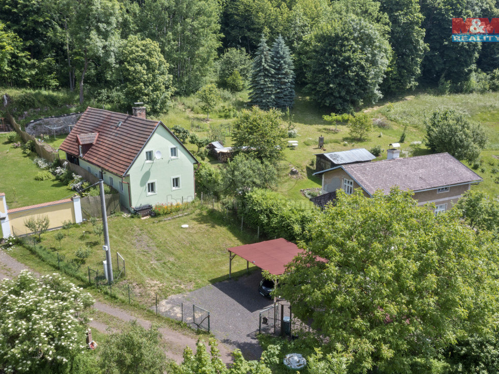 Prodej chalupy 110 m², Šonov