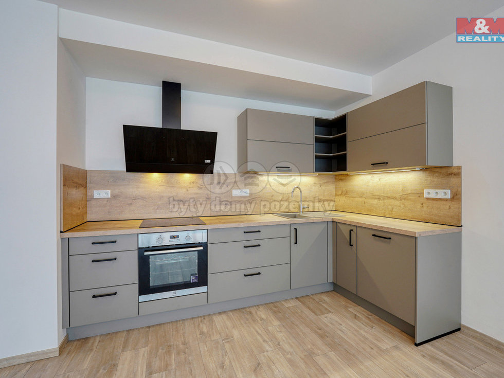 Pronájem bytu 2+kk 69 m², Plzeň