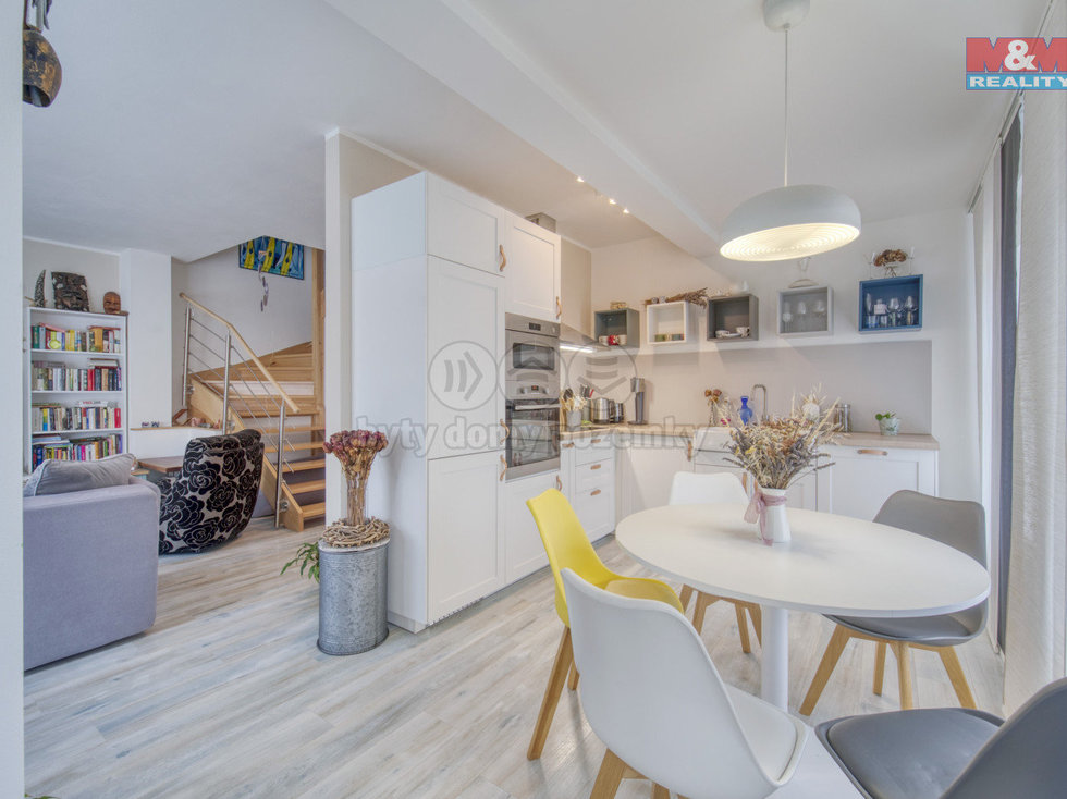 Prodej bytu 3+kk 96 m², Starý Plzenec