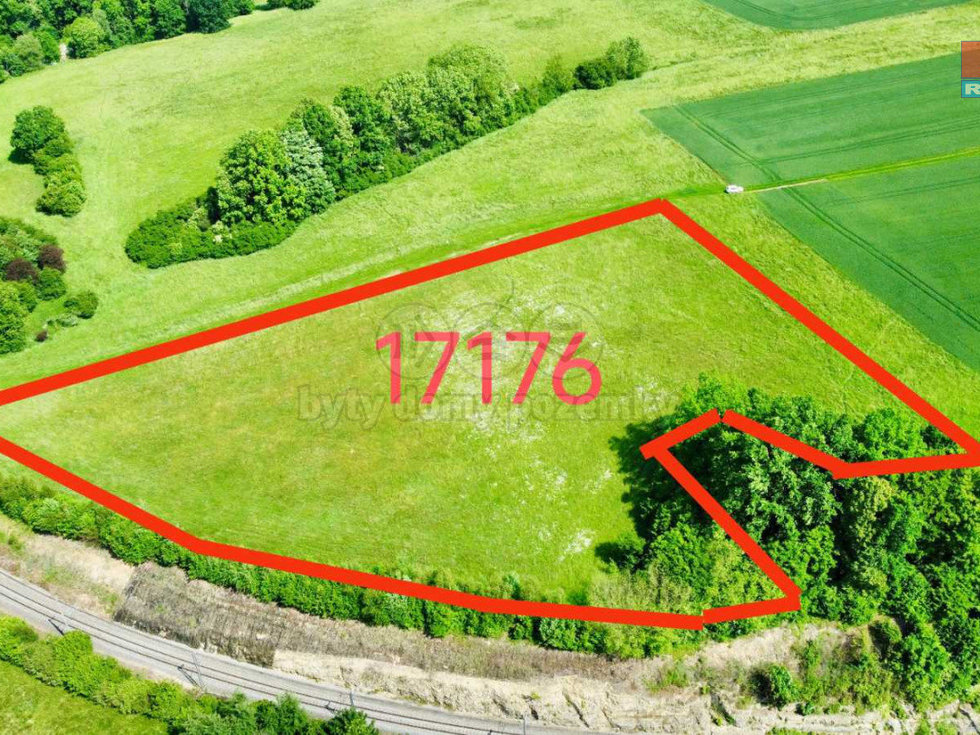 Prodej stavební parcely 17176 m², Libchavy