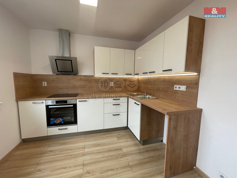 Pronájem bytu 1+1 37 m², Ostrava