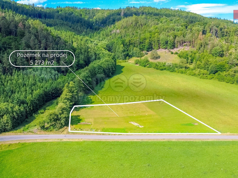 Prodej stavební parcely 5273 m², Vranová Lhota