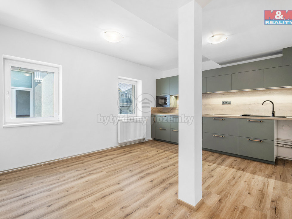 Pronájem bytu 4+1 80 m², Liberec
