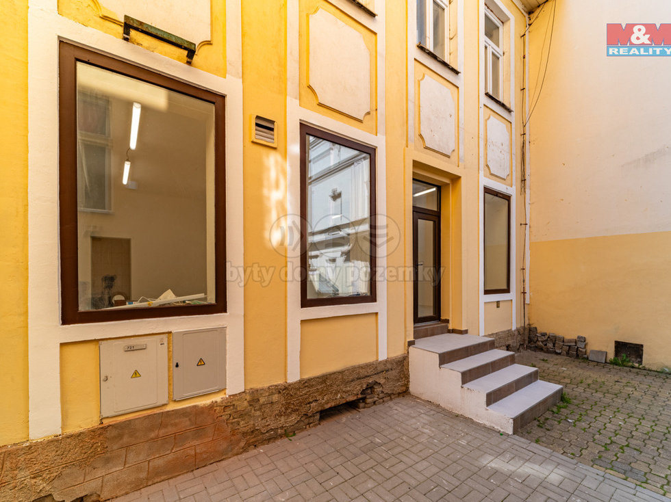 Pronájem obchodu 76 m², Mariánské Lázně