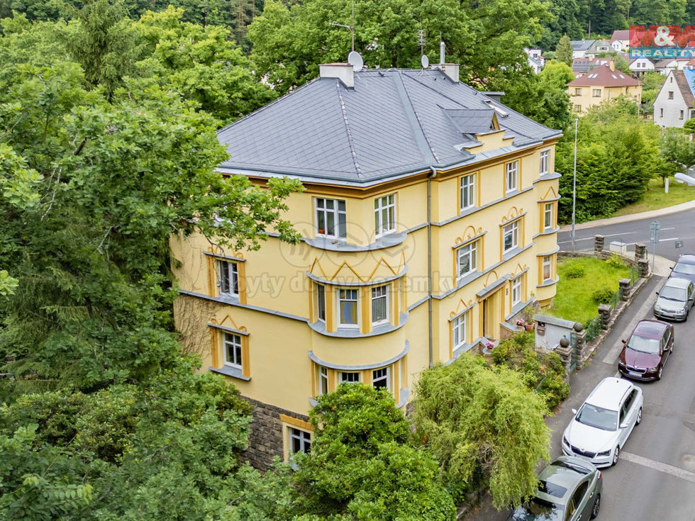Prodej bytu 2+1 62 m², Děčín
