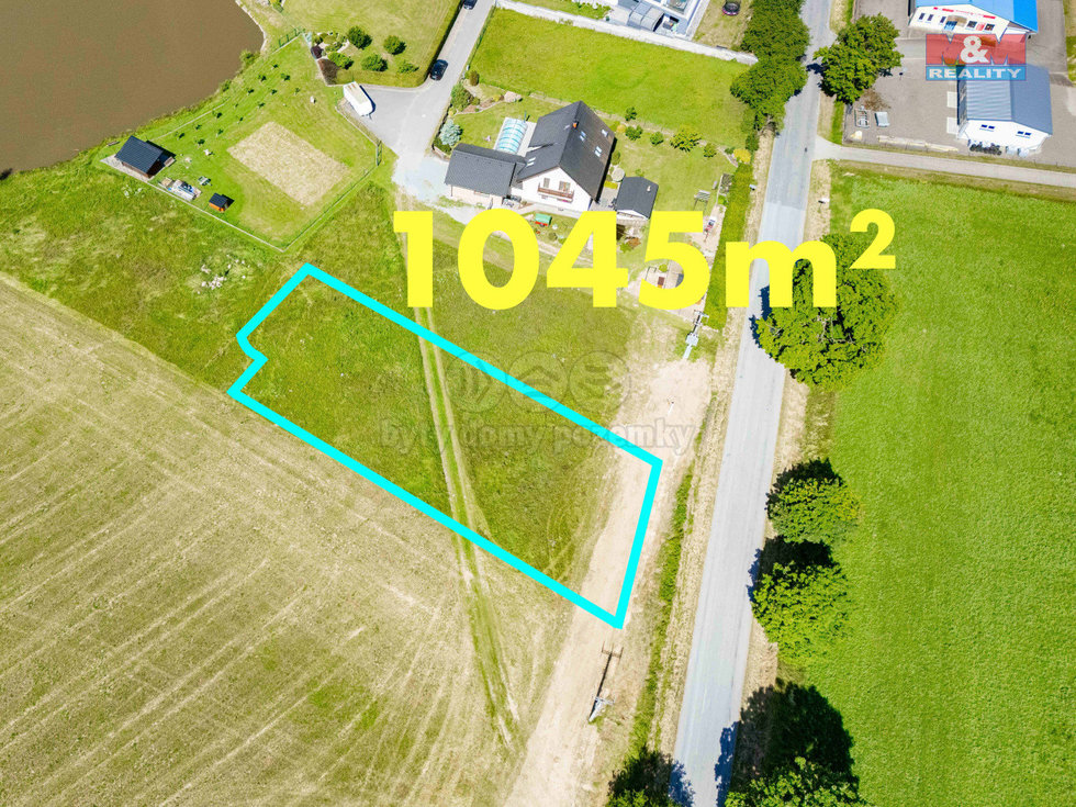Prodej stavební parcely 1045 m², Záborná