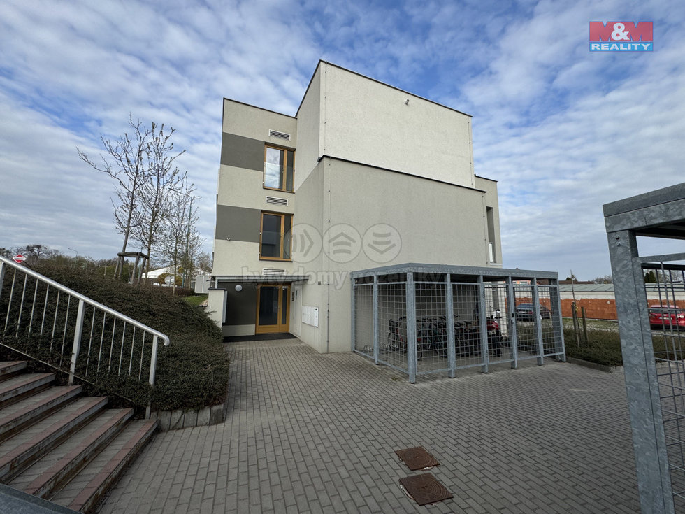 Pronájem bytu 1+kk, garsoniery 35 m², Chlumec nad Cidlinou