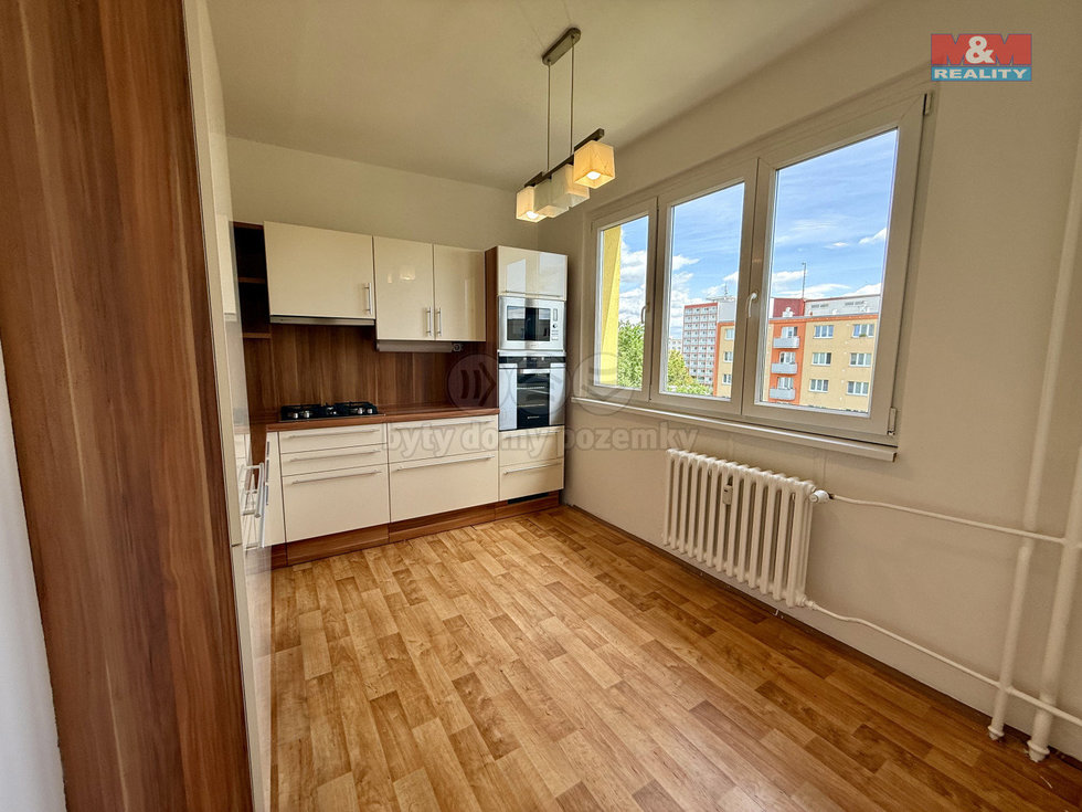 Pronájem bytu 2+1 58 m², Kladno
