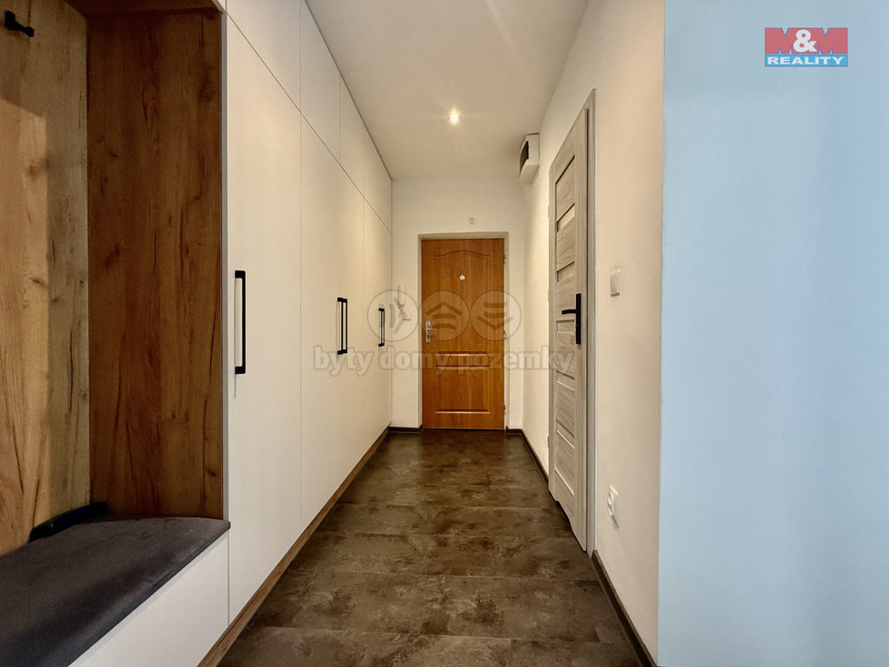 Prodej bytu 3+1 57 m², Karviná