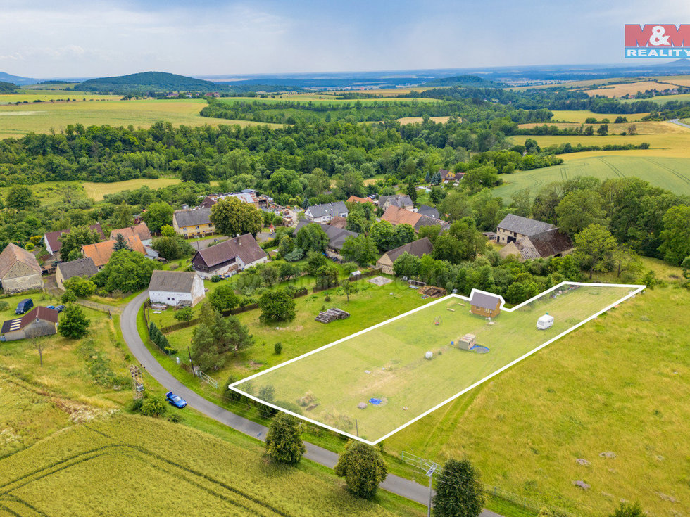 Prodej stavební parcely 3021 m², Liběšice