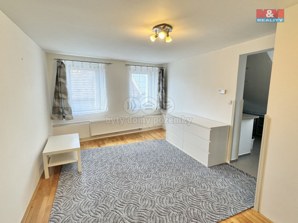 Pronájem bytu 2+1 60 m², Kladno