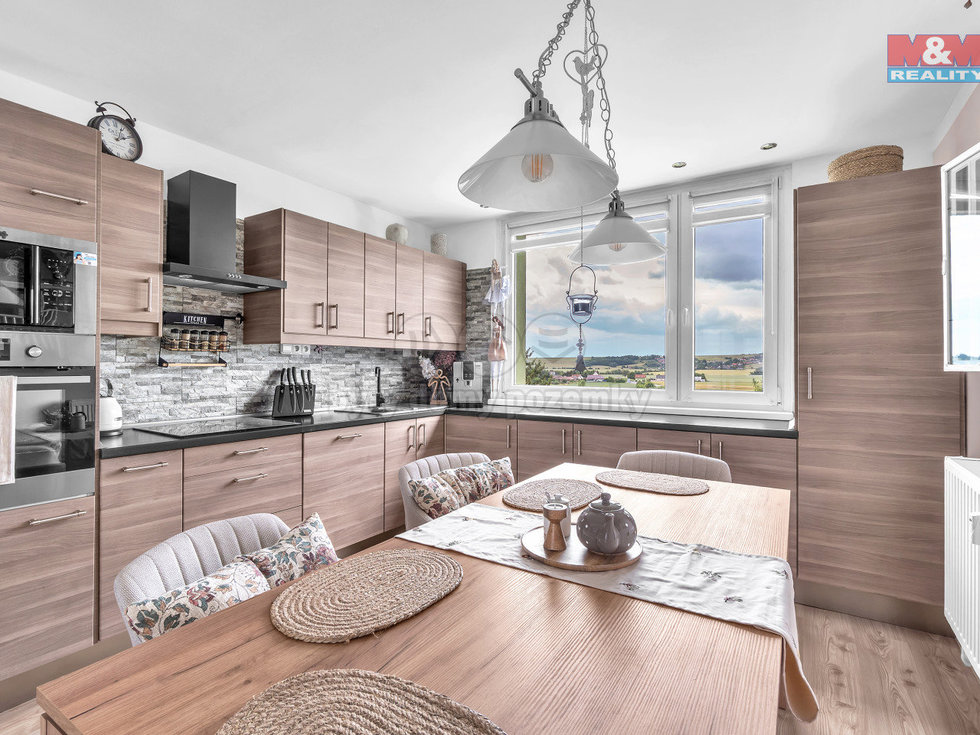 Prodej bytu 3+1 87 m², Jičín