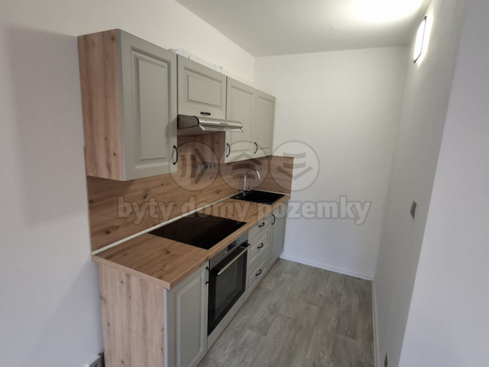 Pronájem bytu 2+kk 40 m², Žatec