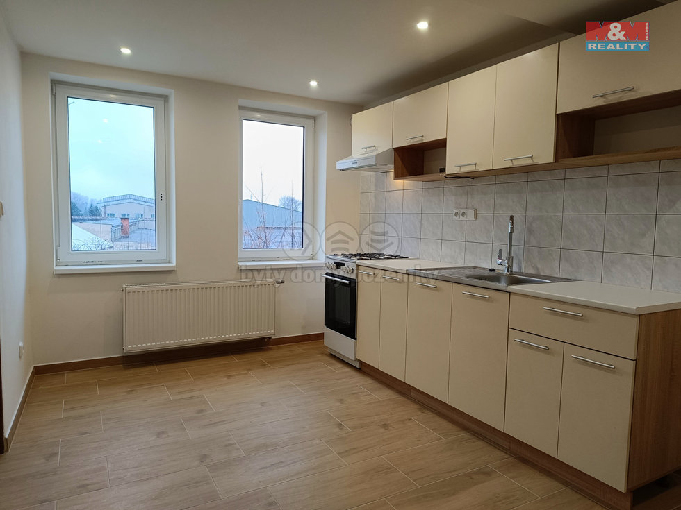 Pronájem bytu 2+1 61 m², Vratimov