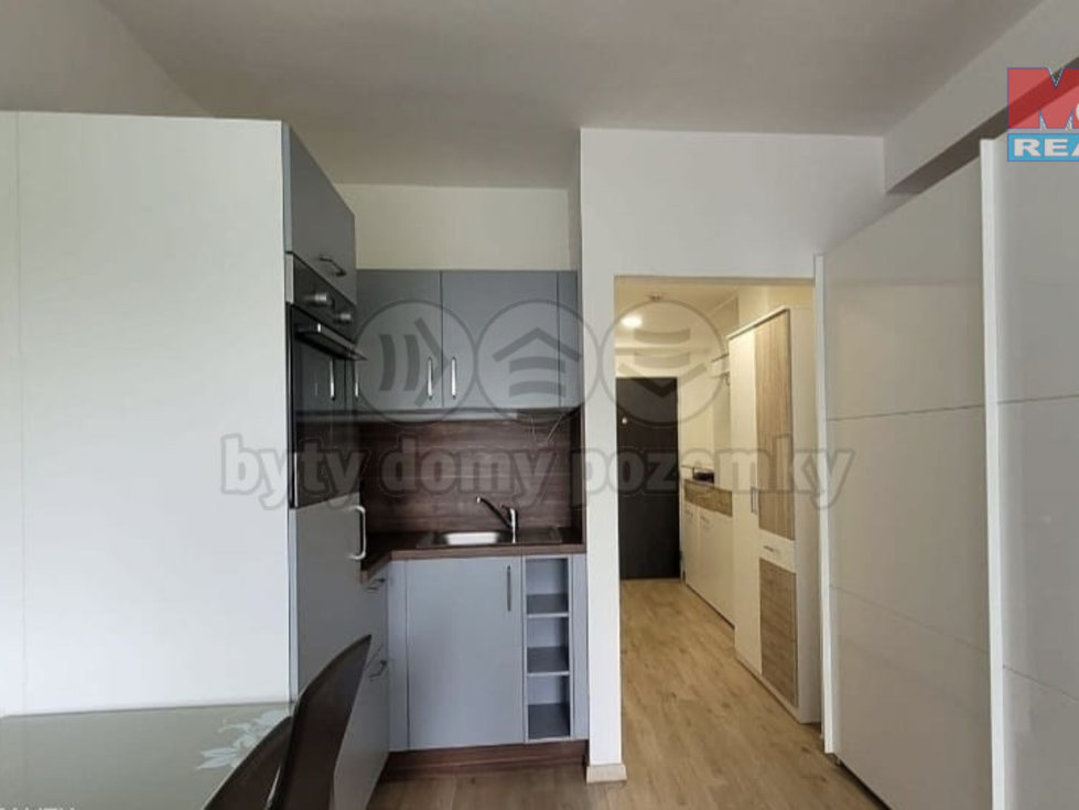 Prodej bytu 1+kk, garsoniery 27 m², Praha