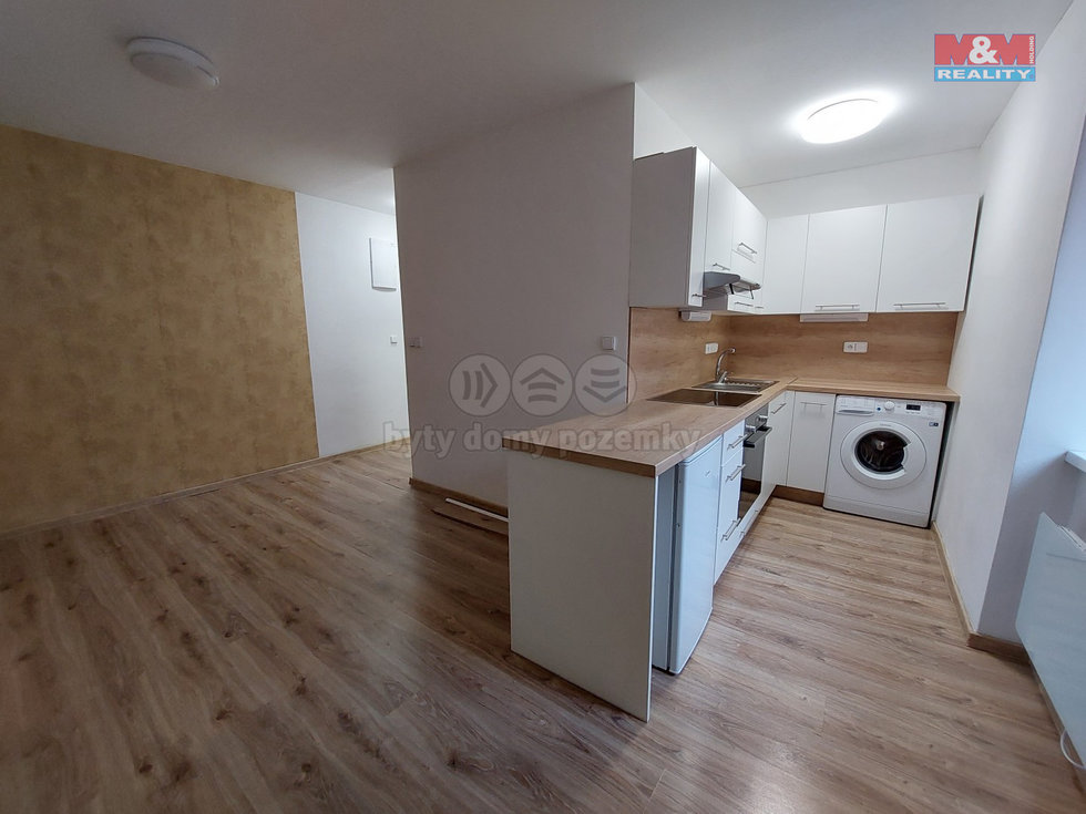 Pronájem bytu 2+kk 37 m², Ostrava