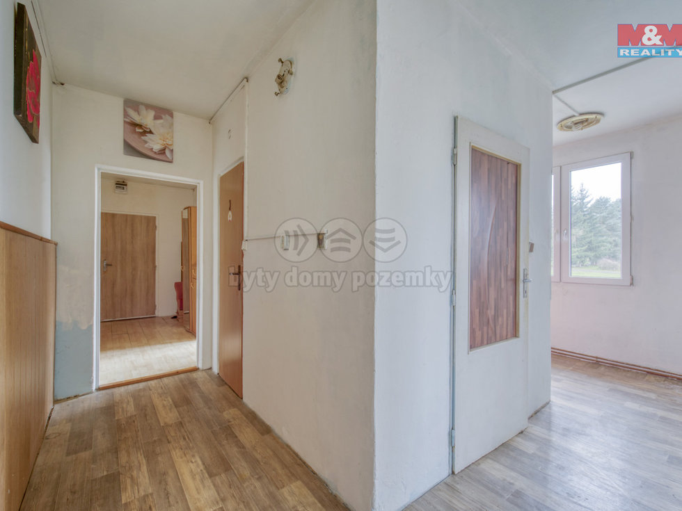 Prodej bytu 3+1 70 m², Drahotín