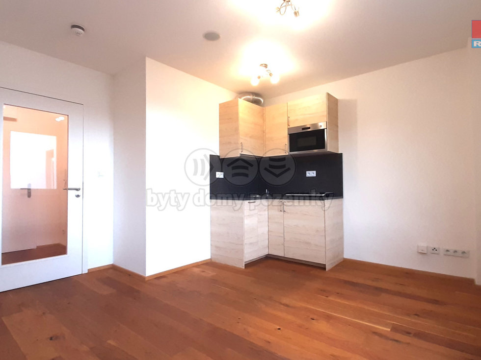 Pronájem bytu 1+kk, garsoniery 26 m², Praha