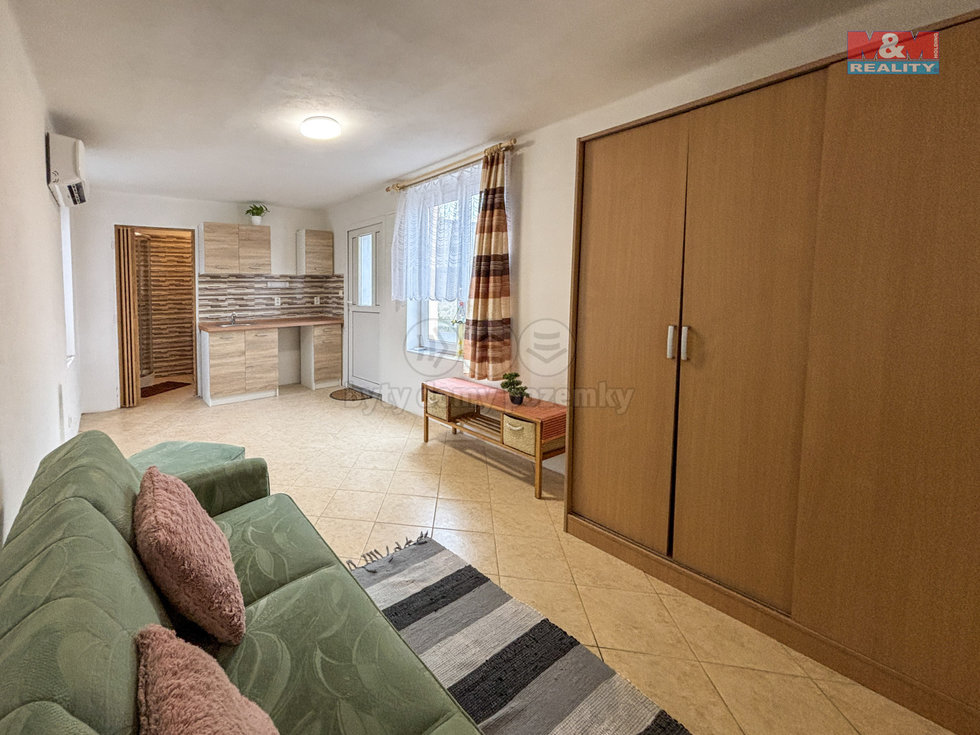 Pronájem bytu 1+kk, garsoniery 30 m², Terezín