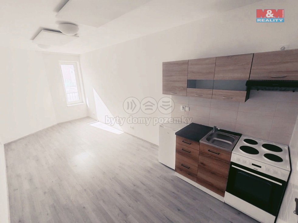 Prodej bytu 1+kk, garsoniery 22 m², Škvorec