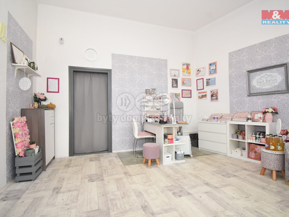 Pronájem obchodu 33 m², Stará Ves nad Ondřejnicí