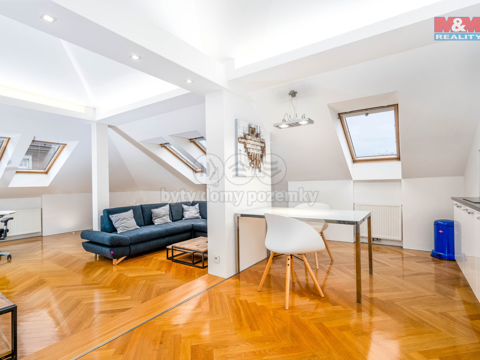 Prodej bytu 2+kk 92 m², Praha