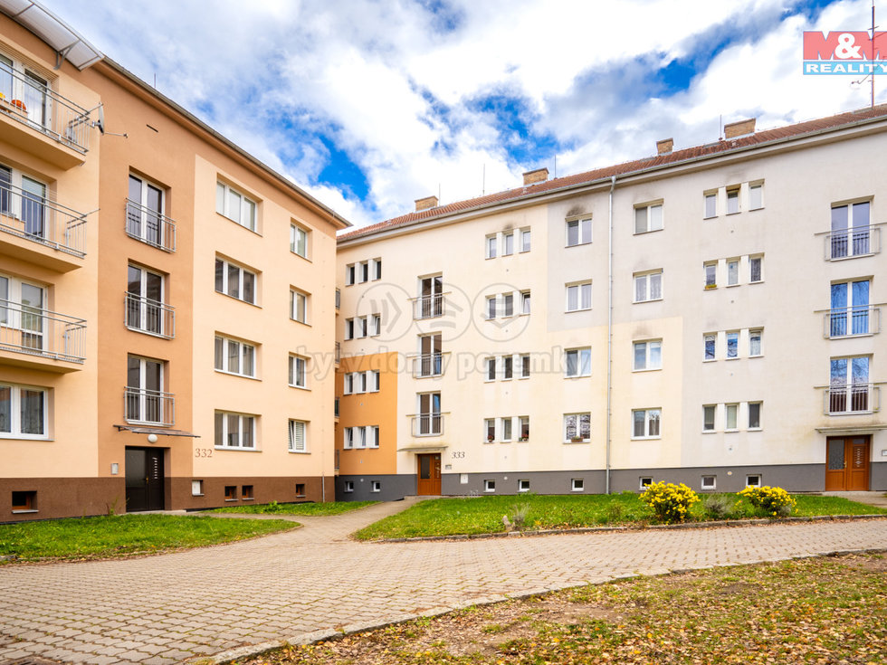 Prodej bytu 3+1 55 m², Zliv