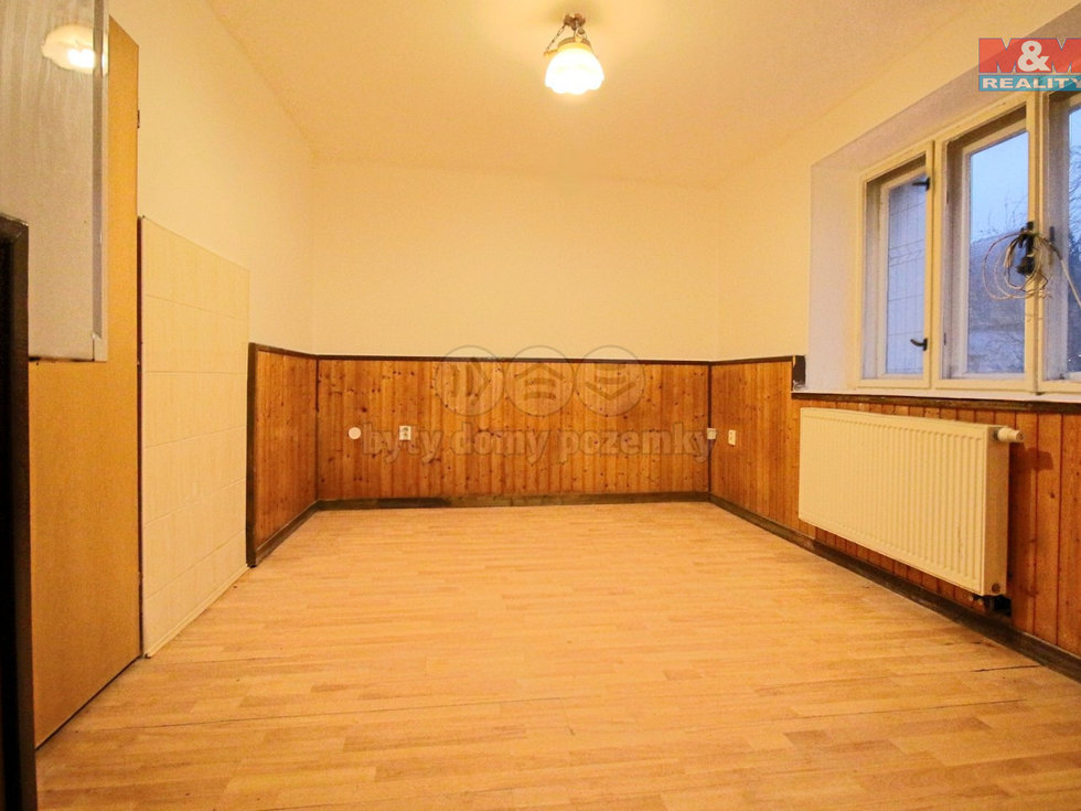 Pronájem bytu 1+1 37 m², Dolany