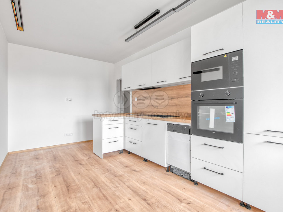 Prodej bytu 3+1 64 m², Karviná