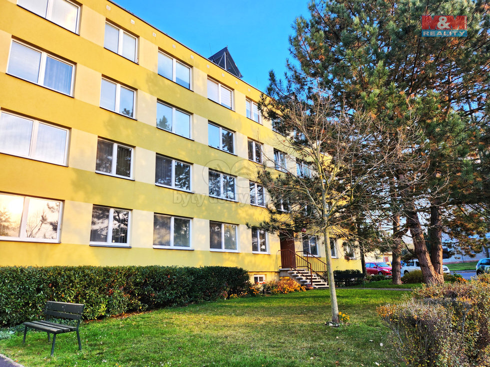 Prodej bytu 1+kk, garsoniery 33 m², Louny