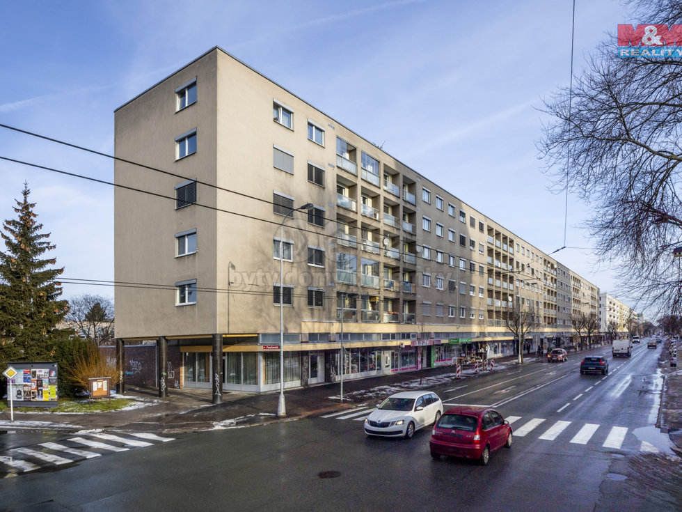 Prodej bytu 2+1 55 m², Hradec Králové