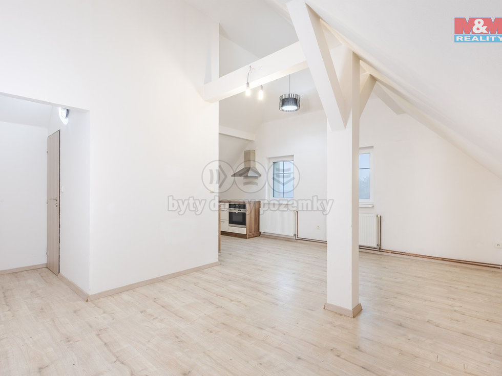 Prodej bytu 2+kk 72 m², Děčín