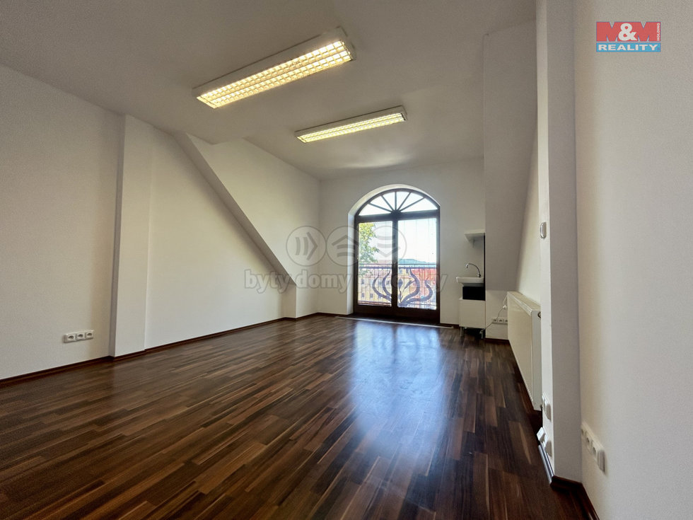 Pronájem obchodu 24 m², Nýrsko