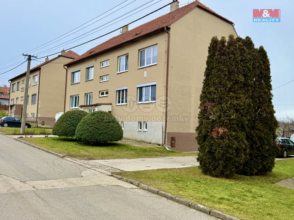 Prodej bytu 3+1 74 m², Přítluky