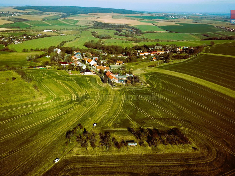 Prodej zahrady, Soběsuky