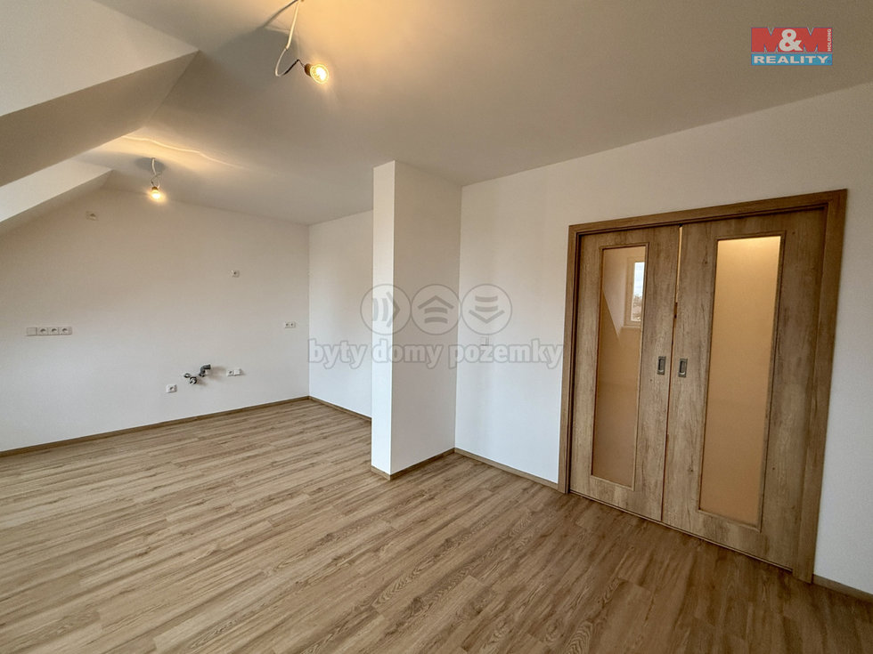 Prodej bytu 1+kk, garsoniery 41 m², Třebechovice pod Orebem