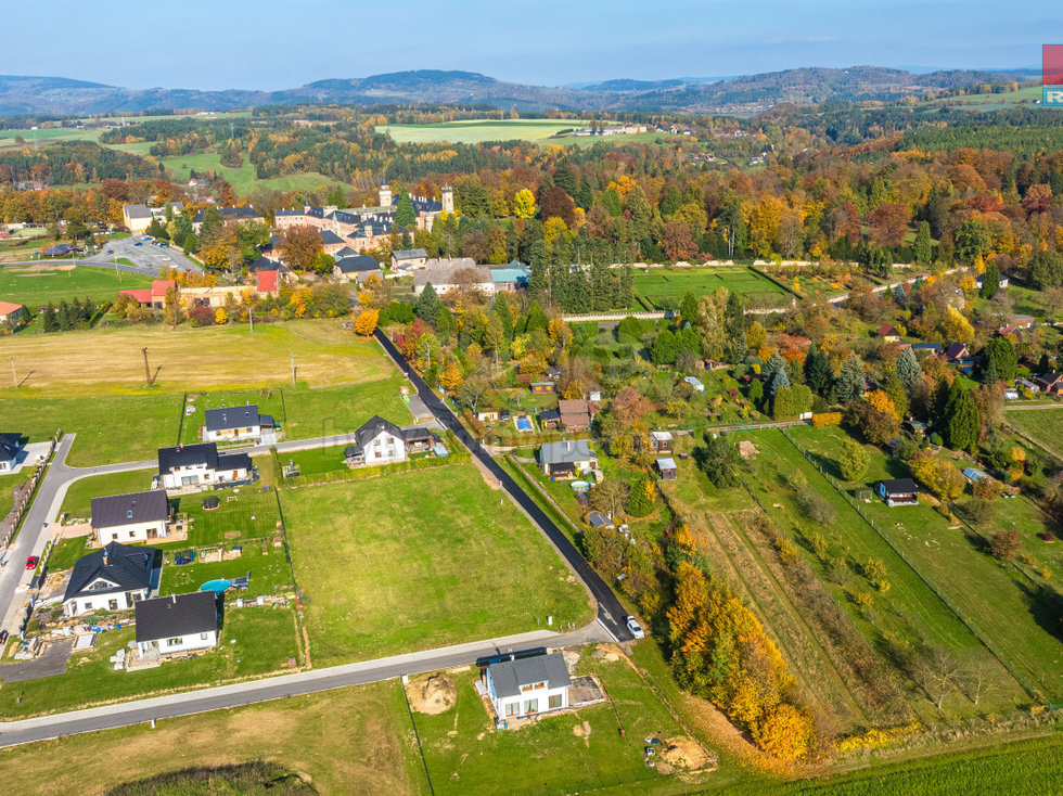 Prodej stavební parcely, Čtveřín