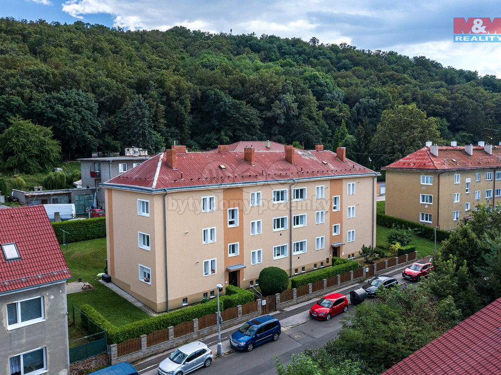 Prodej bytu 2+1 64 m², Bílina