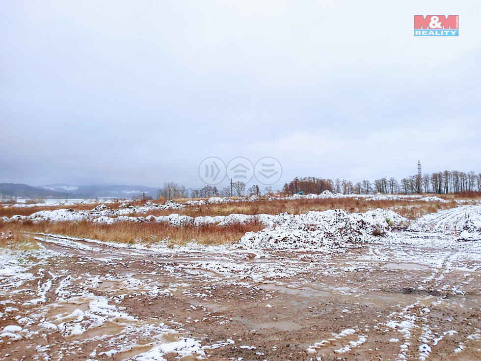 Prodej stavební parcely, Ostrov