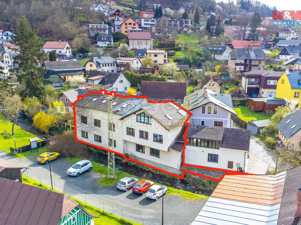 Prodej rodinného domu 399 m², Železný Brod