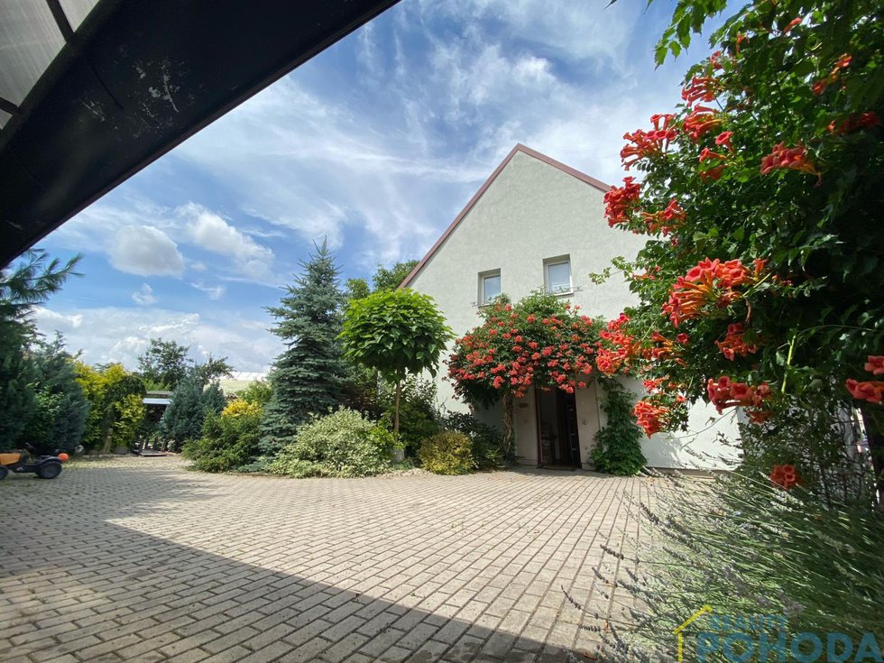 Pronájem bytu 3+1 62 m², Holice