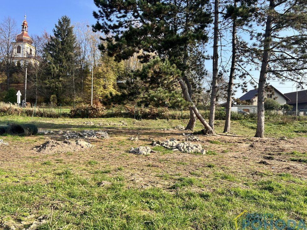 Prodej stavební parcely 1220 m², Běstovice