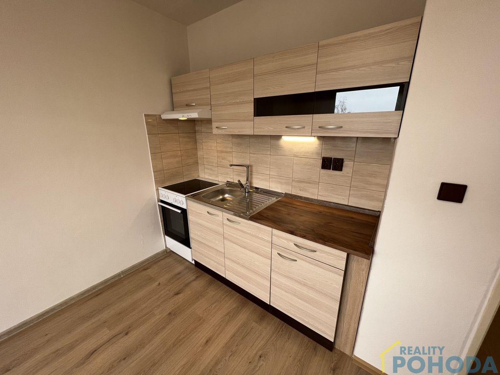 Pronájem bytu 1+kk, garsoniery 25 m², Ústí nad Orlicí