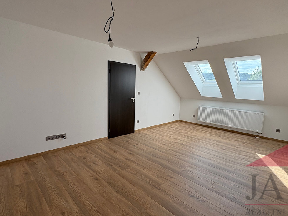 Prodej bytu 2+kk 56 m², Dlouhá Ves