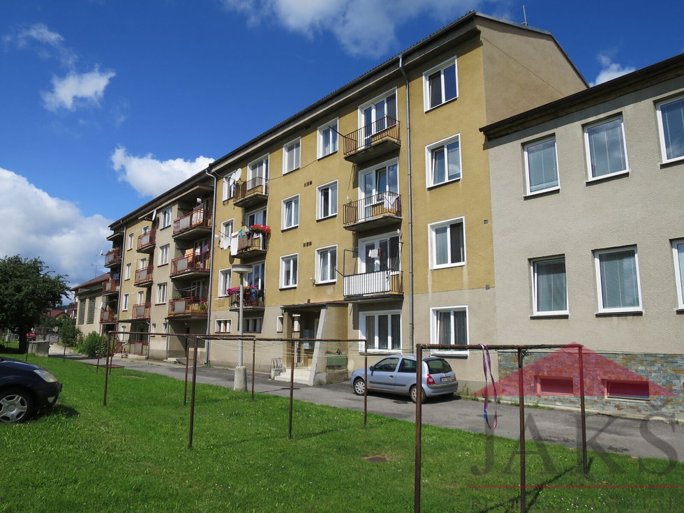 Prodej bytu 2+1 58 m², Žichovice