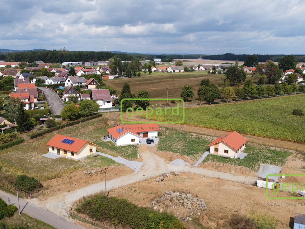 Prodej stavební parcely 1486 m², Ostrovec