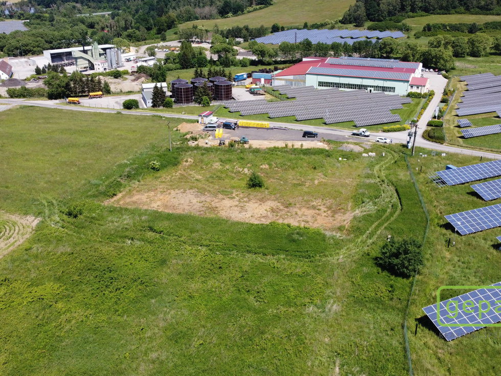 Prodej komerčního pozemku 3660 m², Kájov