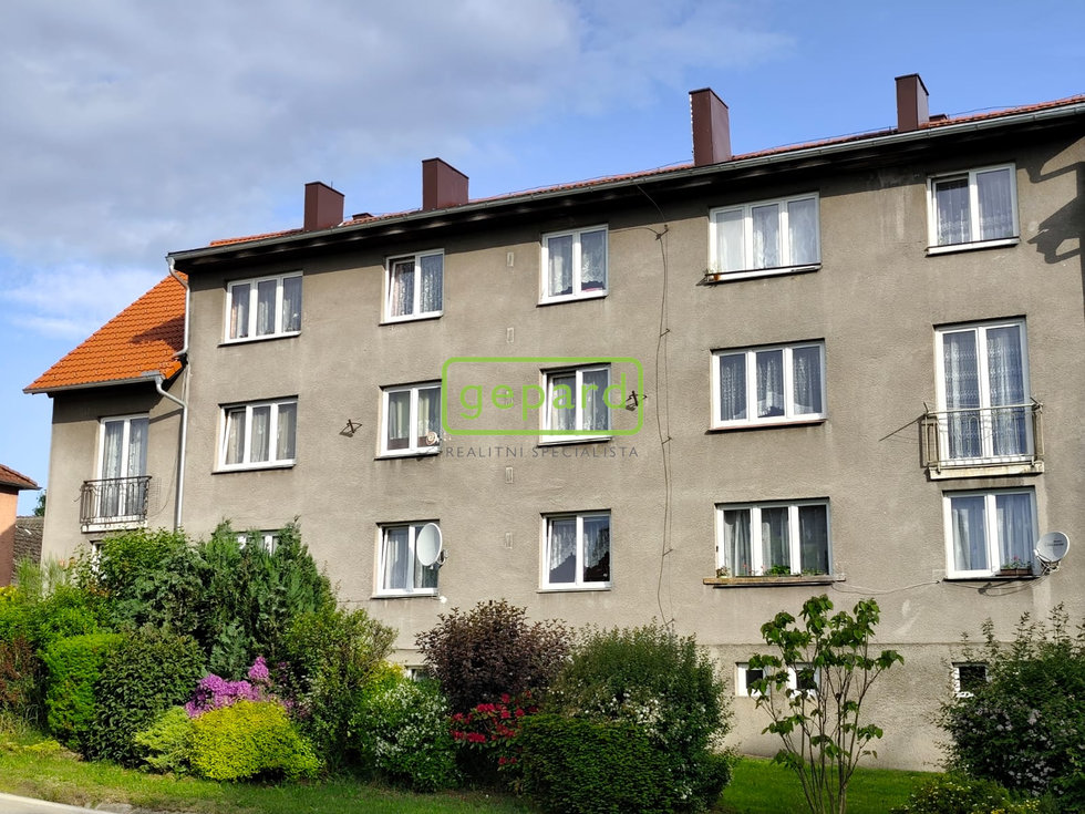 Prodej činžovního domu 885 m², Světlík